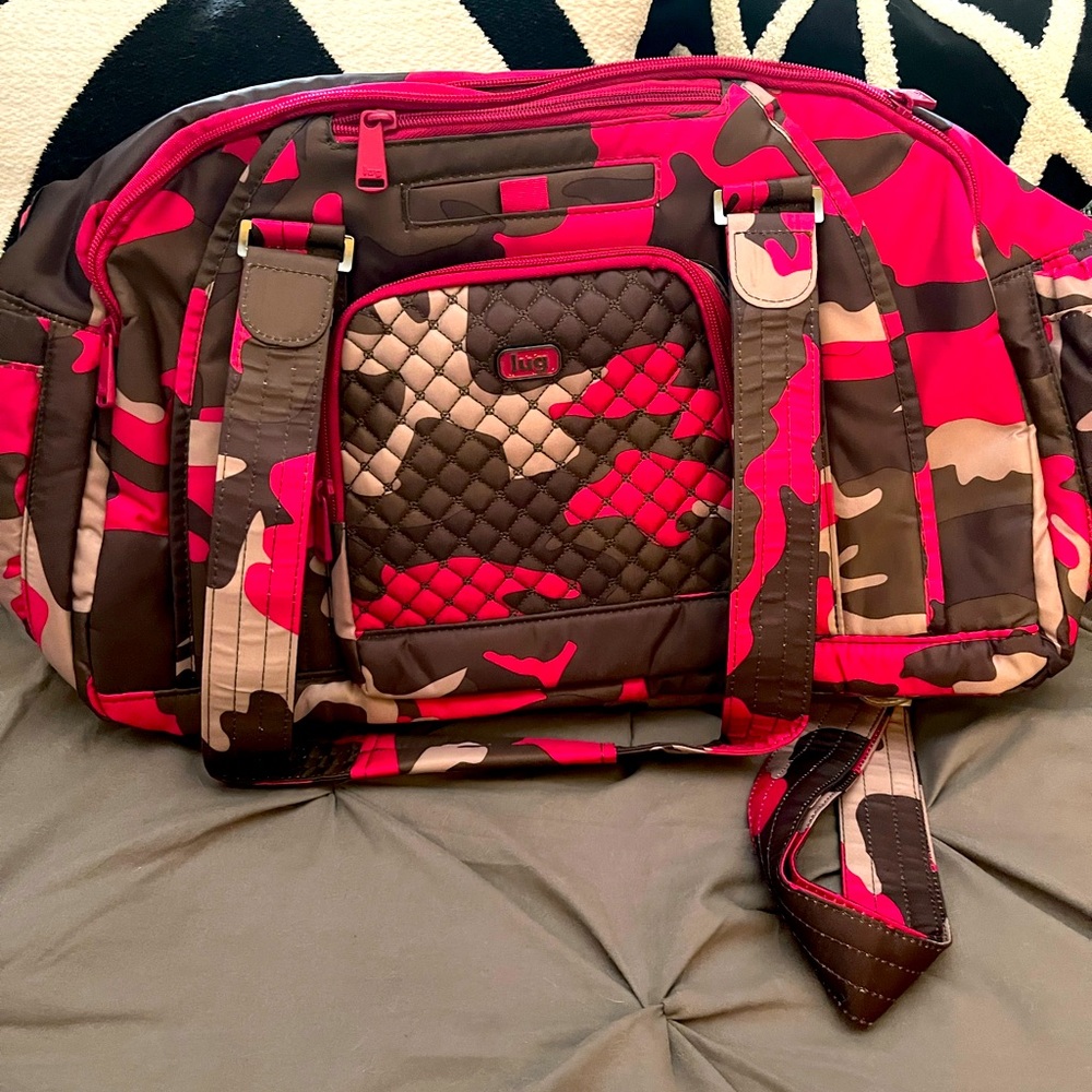 LUG east west overnight propeller bag RFID